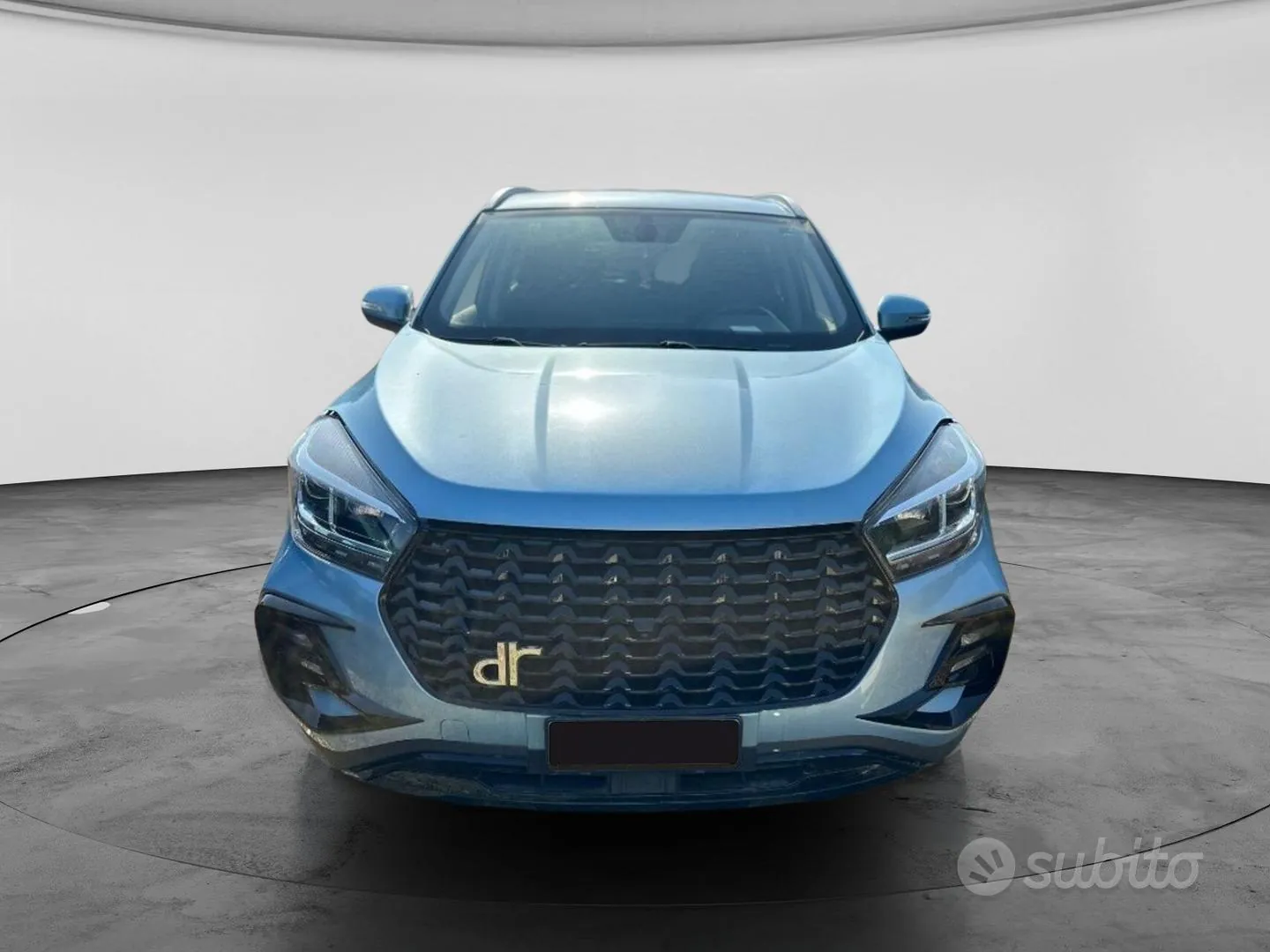DR Automobiles Dr 5.0