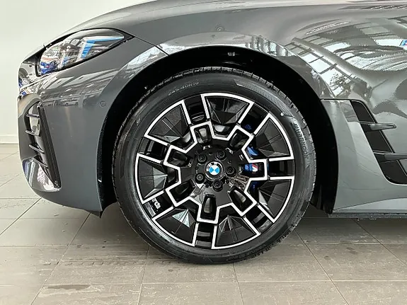 BMW I4 2026 photo 4
