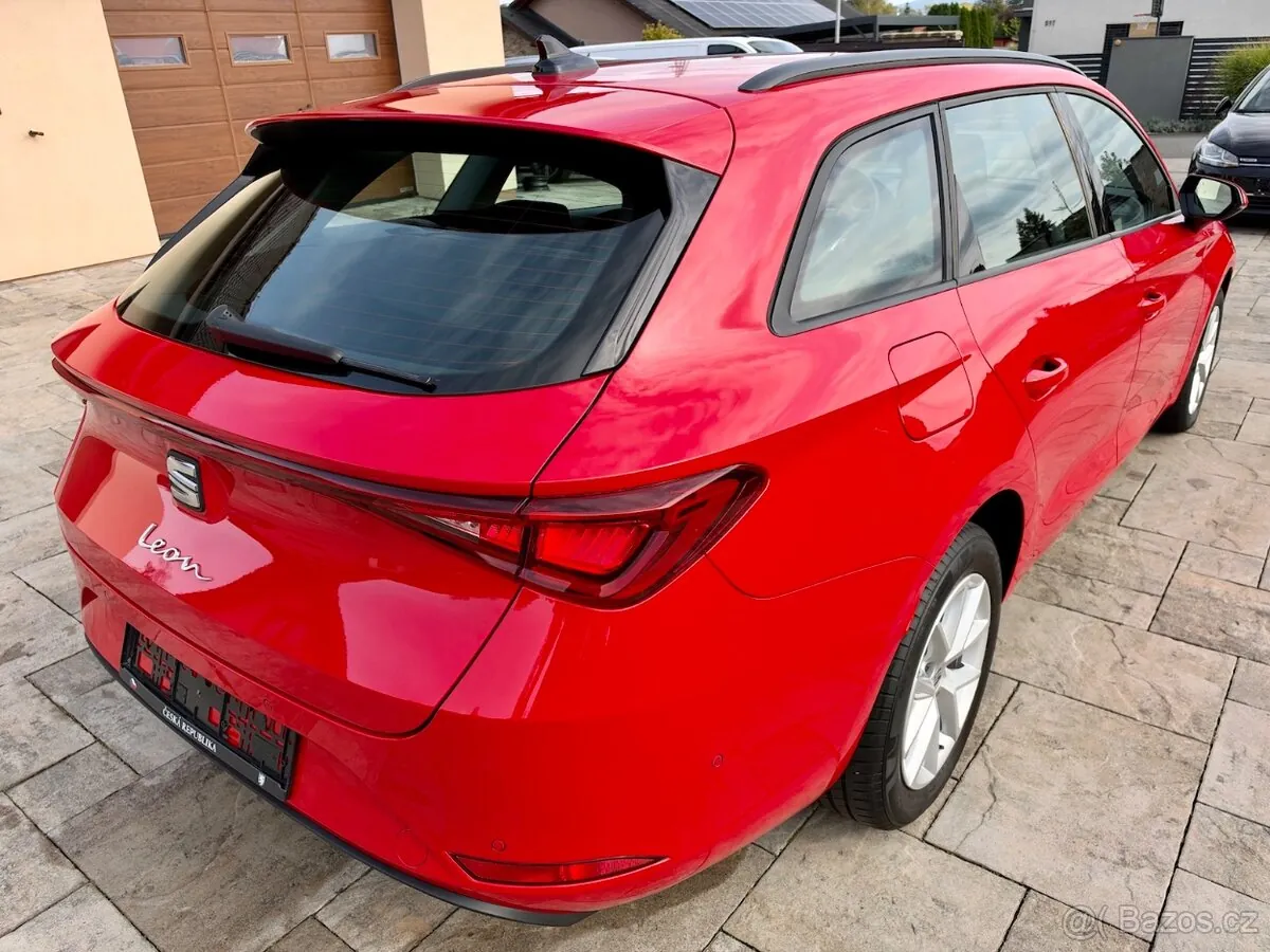 Seat Leon 2024 photo 3