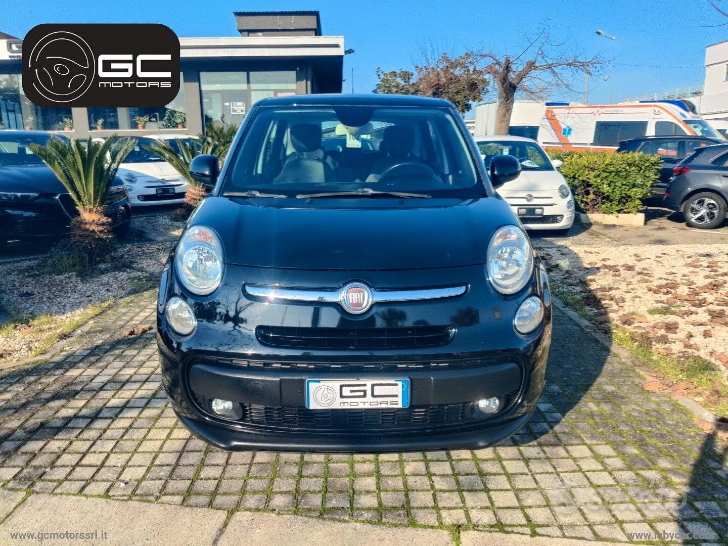 Fiat 500L 2013 photo 2