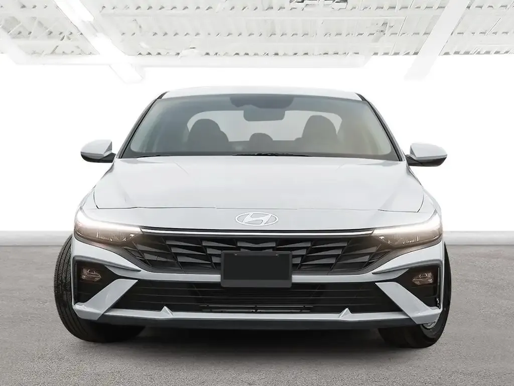 Hyundai Elantra 2026 photo 2