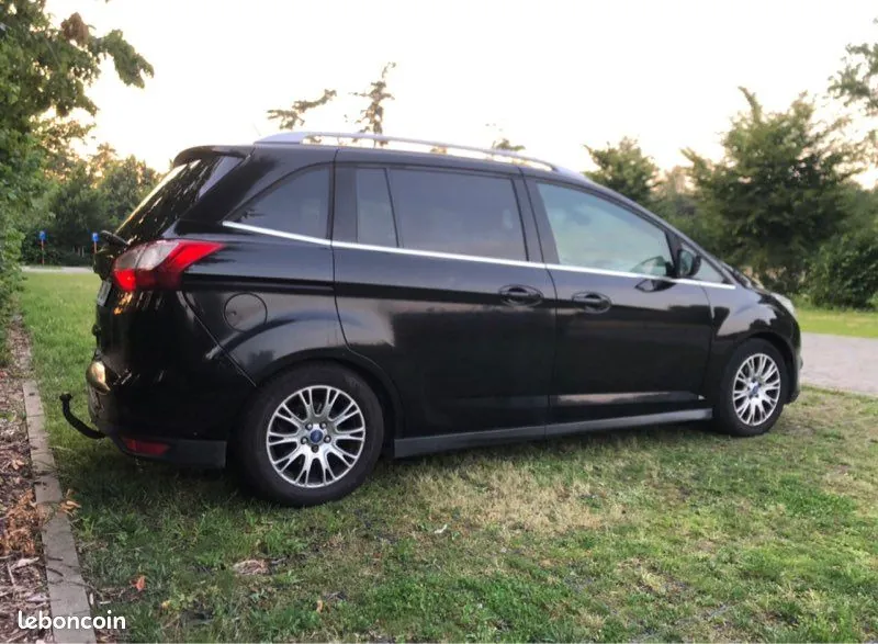 Ford Grand C-Max 2011 photo 3