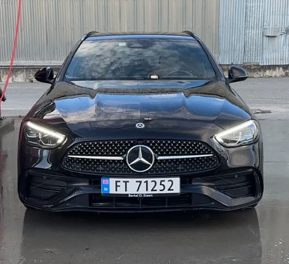Mercedes-Benz C220D 2022 photo 3