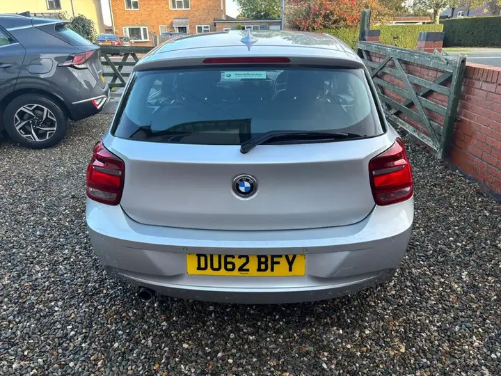 BMW 1 Series 2012 photo 3