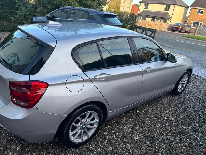 BMW 1 Series 2012 photo 4