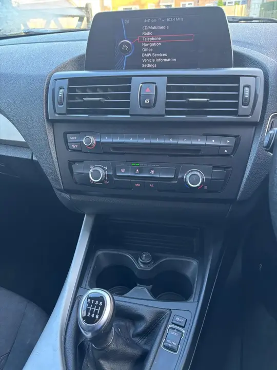 BMW 1 Series 2012 photo 5