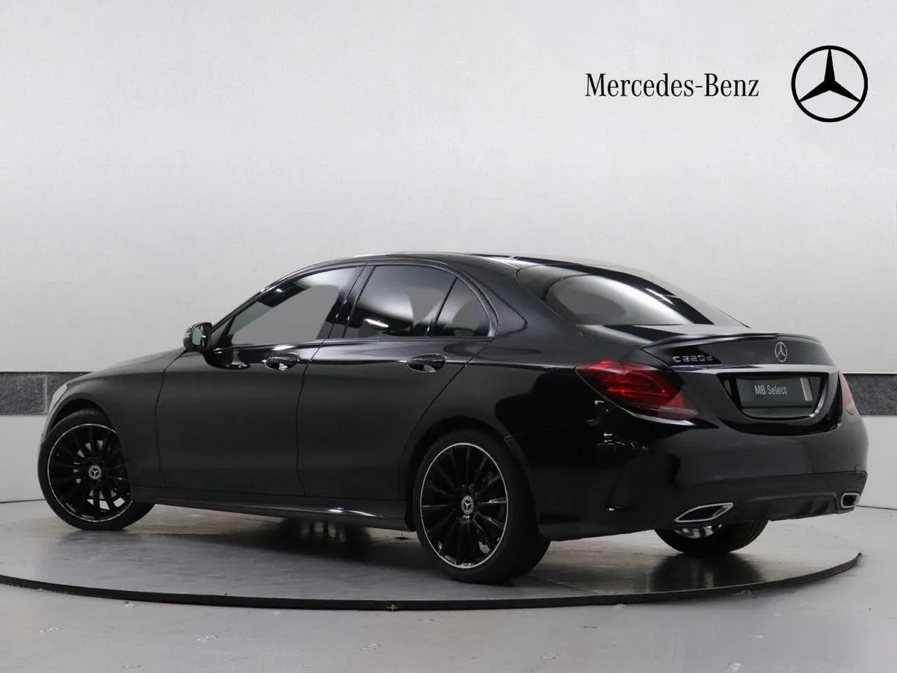 Mercedes-Benz C-Class 2020 photo 2