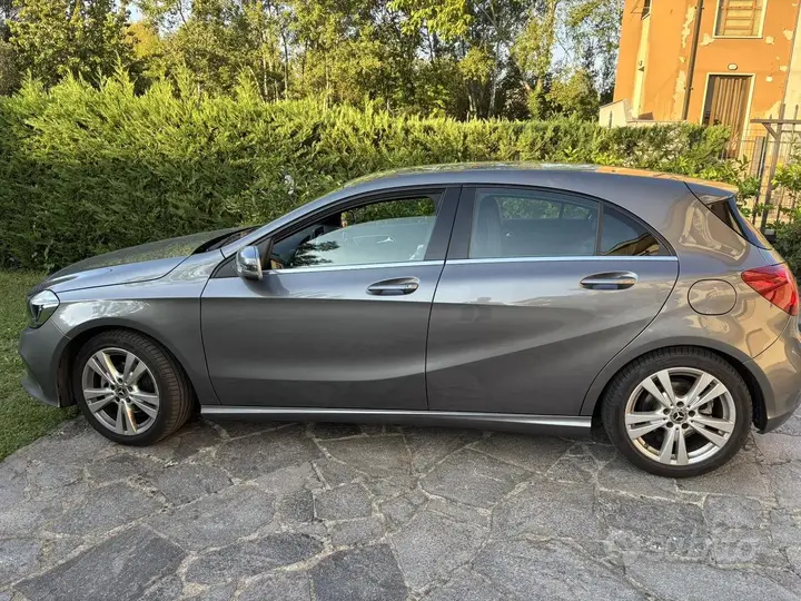 Mercedes-Benz A-Class 2017 photo 3