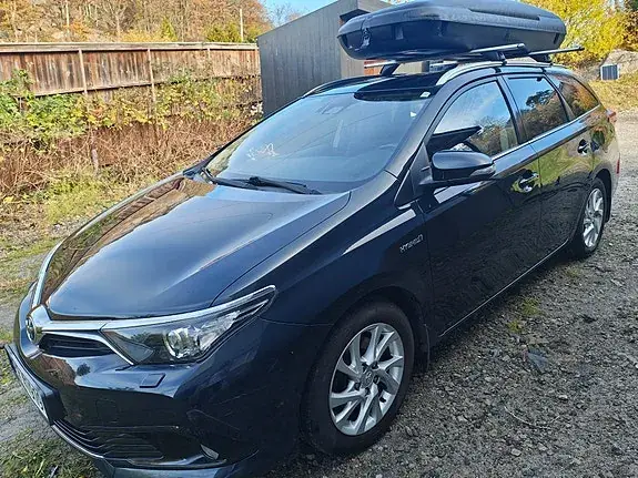 Toyota Auris 2017 photo 5