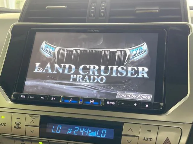 Toyota Land Cruiser Prado 2022 photo 5