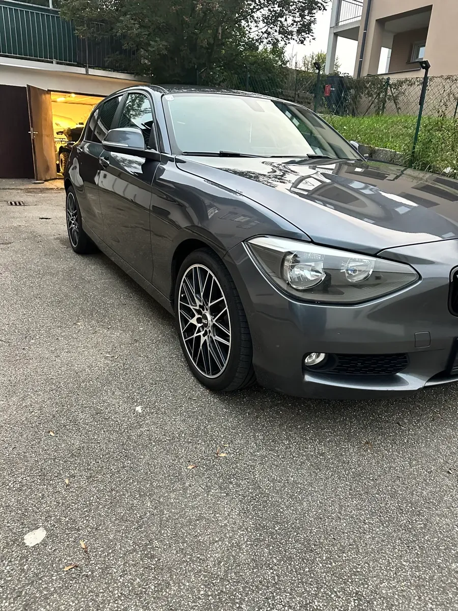 BMW 1 Series 2012 photo 3