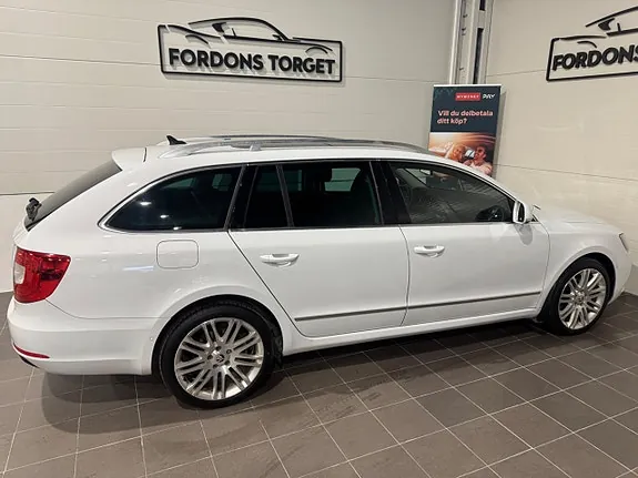 Skoda Superb 2015 photo 5
