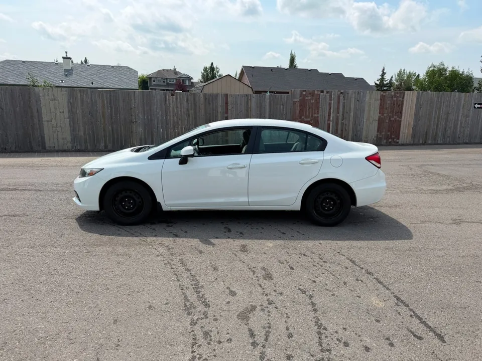 Honda Civic 2013 photo 2