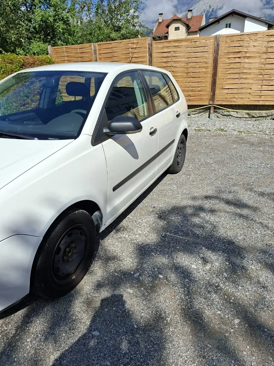 Volkswagen Polo 2007 photo 2