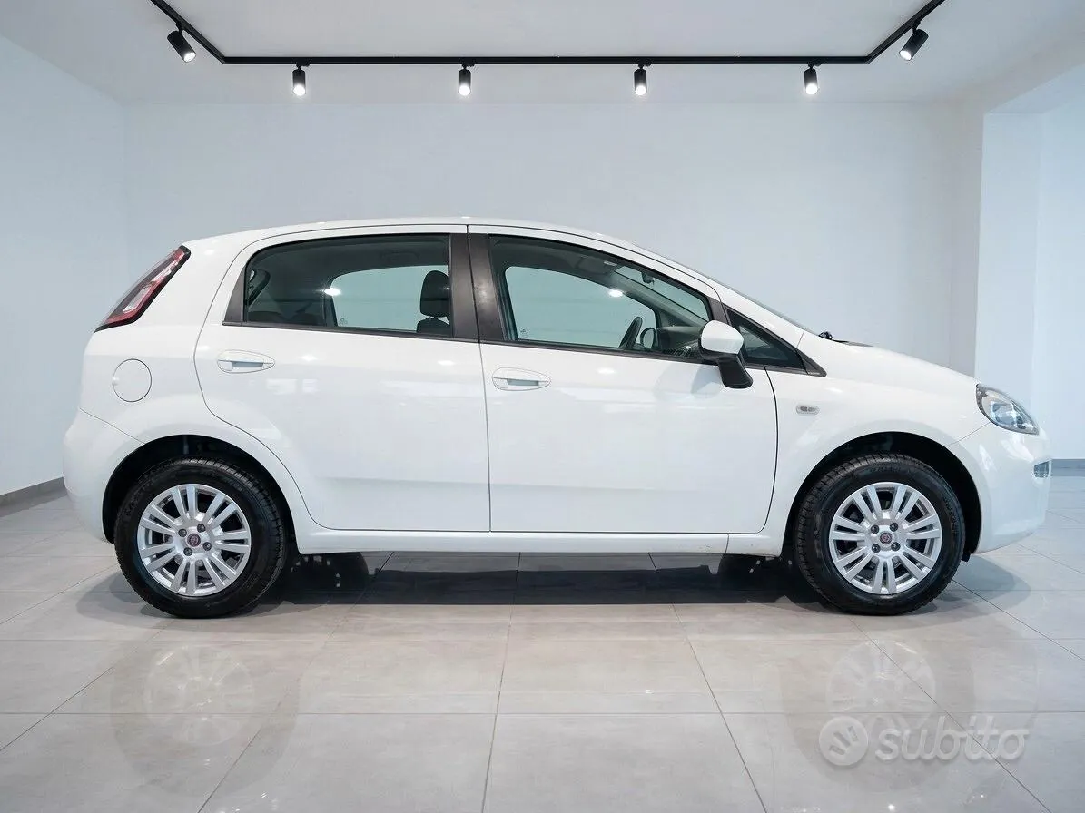 Fiat Punto 2014 photo 4