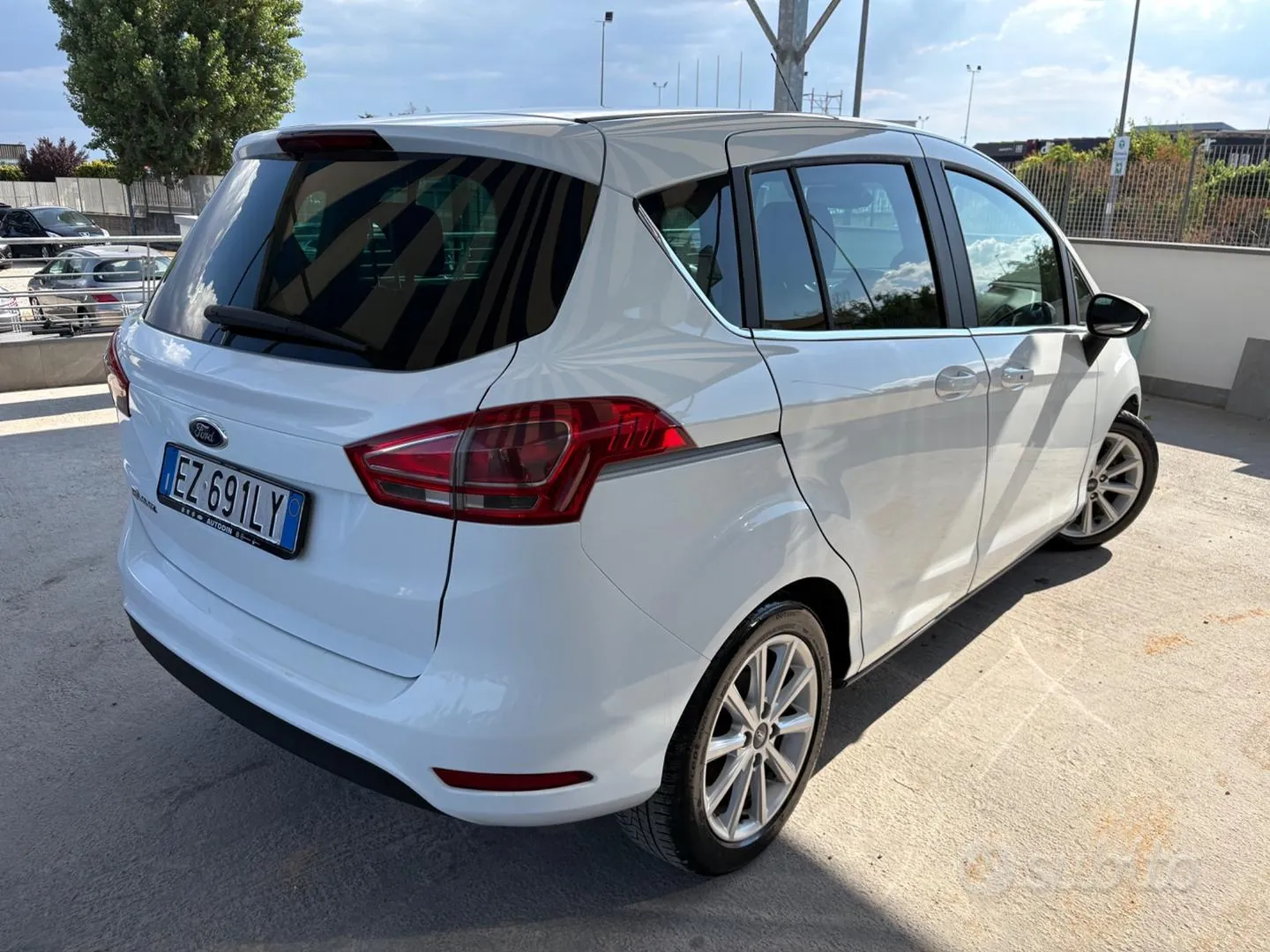 Ford B-Max 2015 photo 3