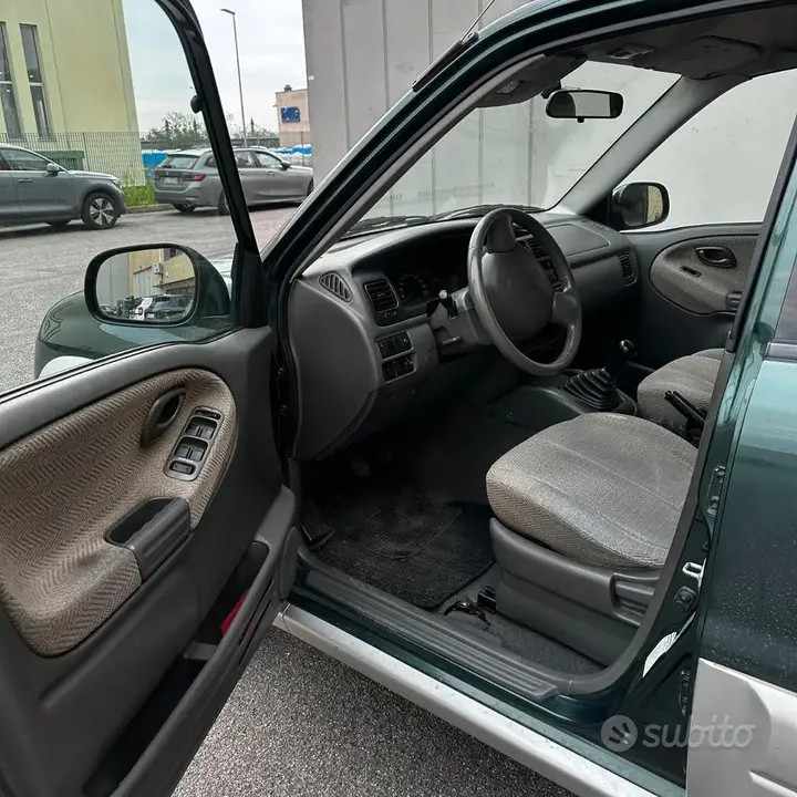 Suzuki Grand Vitara 1999 photo 4