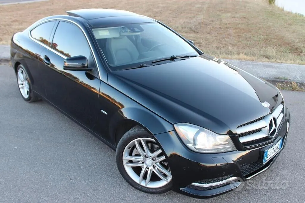 Mercedes-Benz C 2011 photo 3