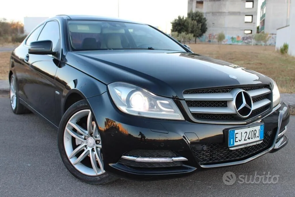 Mercedes-Benz C 2011 photo 5
