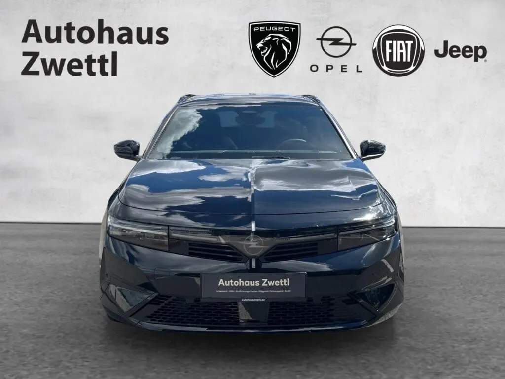 Opel Astra 2026 photo 2
