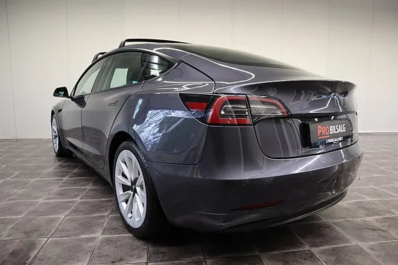 Tesla Model 3 2021 photo 4
