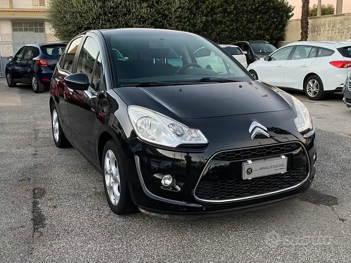 Citroen C3 2011 photo 2