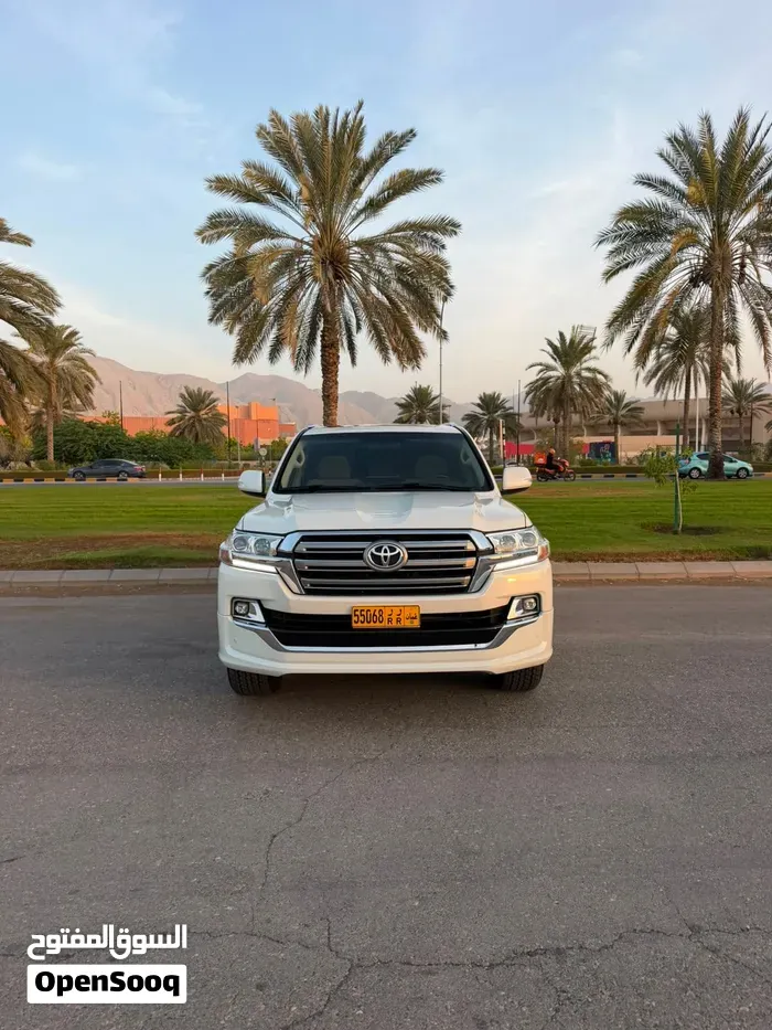 Toyota Land Cruiser 2020 photo 3