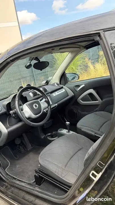 Smart Fortwo 2011 photo 3