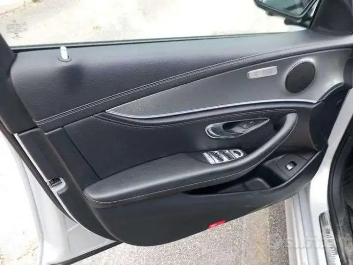 Mercedes-Benz E 350 2017 photo 4