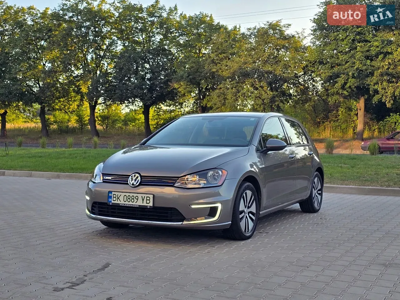 Volkswagen E-Golf 2015 photo 3