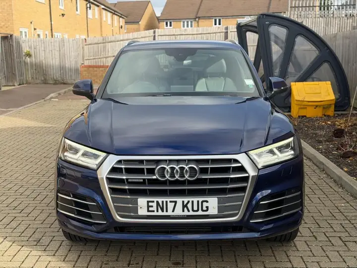 Audi Q5 2017 photo 2