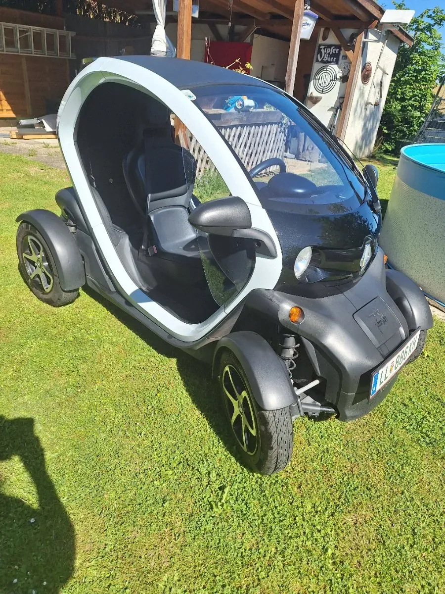 Renault Twizy 2016 photo 2