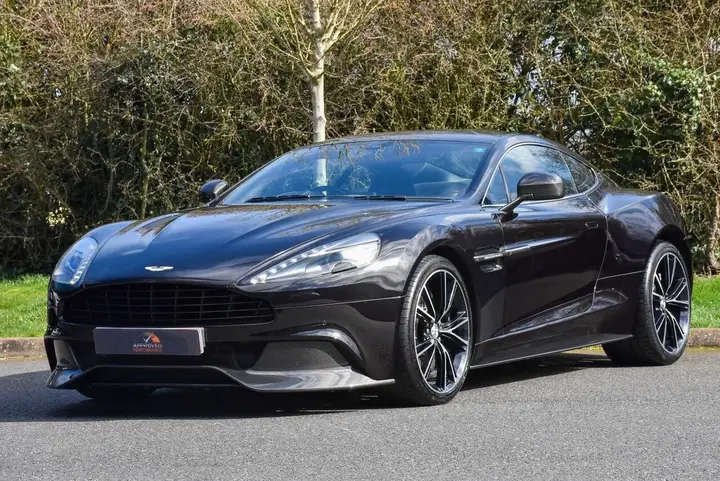 Aston Martin Vanquish