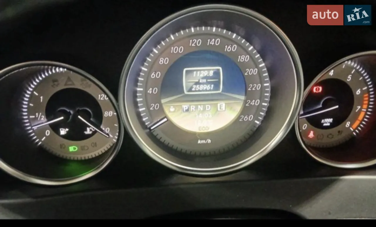 Mercedes-Benz C-Class 2011 photo 2