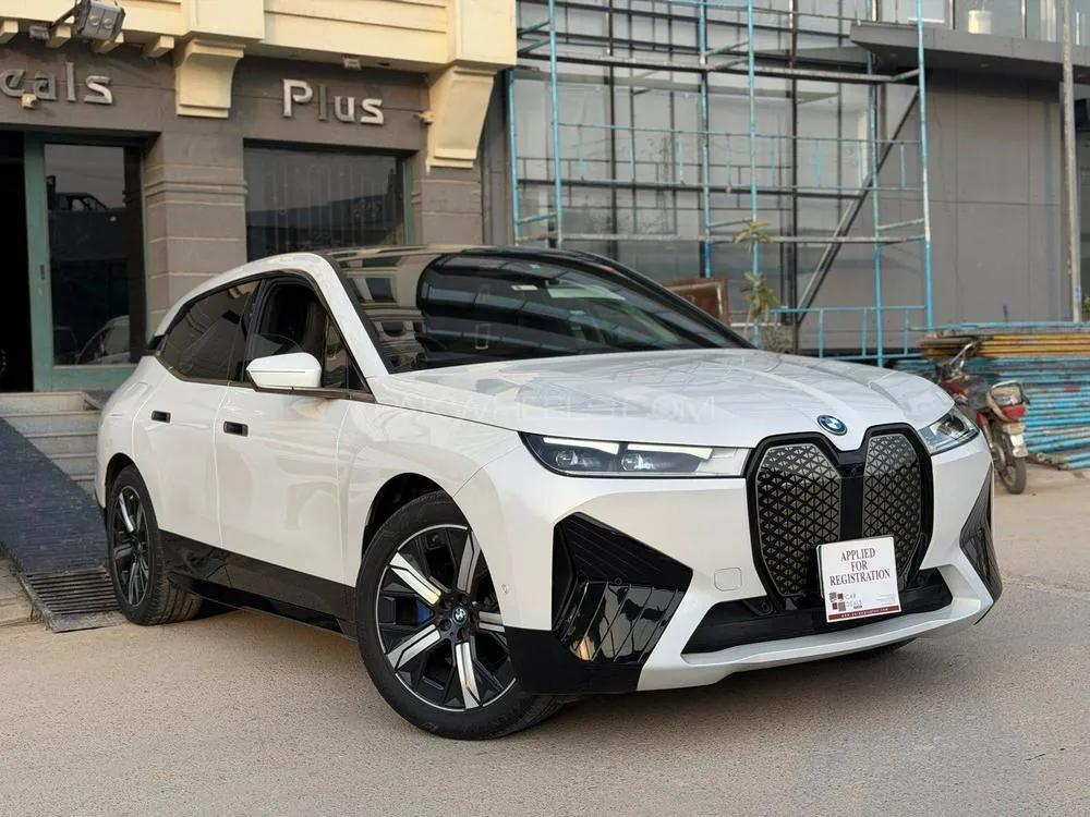 BMW Ix