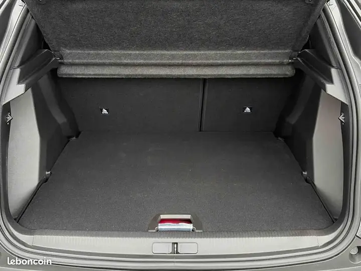 Peugeot 2008 2022 photo 5