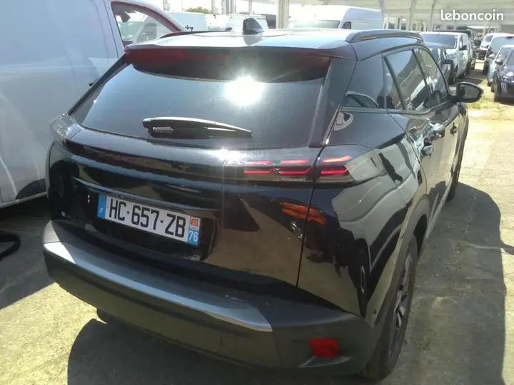 Peugeot 2008 2025 photo 2