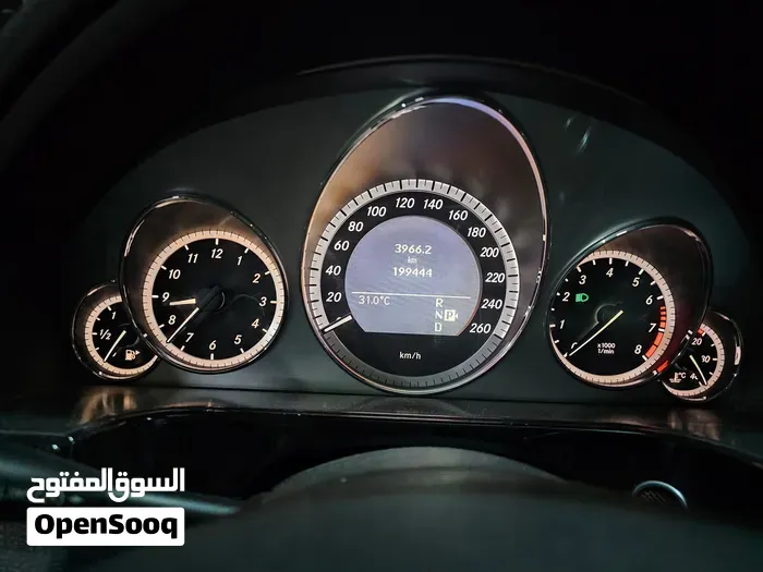 Mercedes-Benz E-Class 2010 photo 3