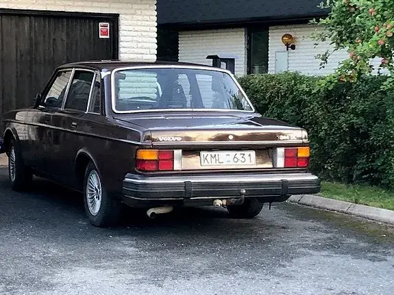 Volvo 244 1979 photo 3