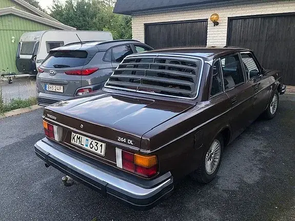 Volvo 244