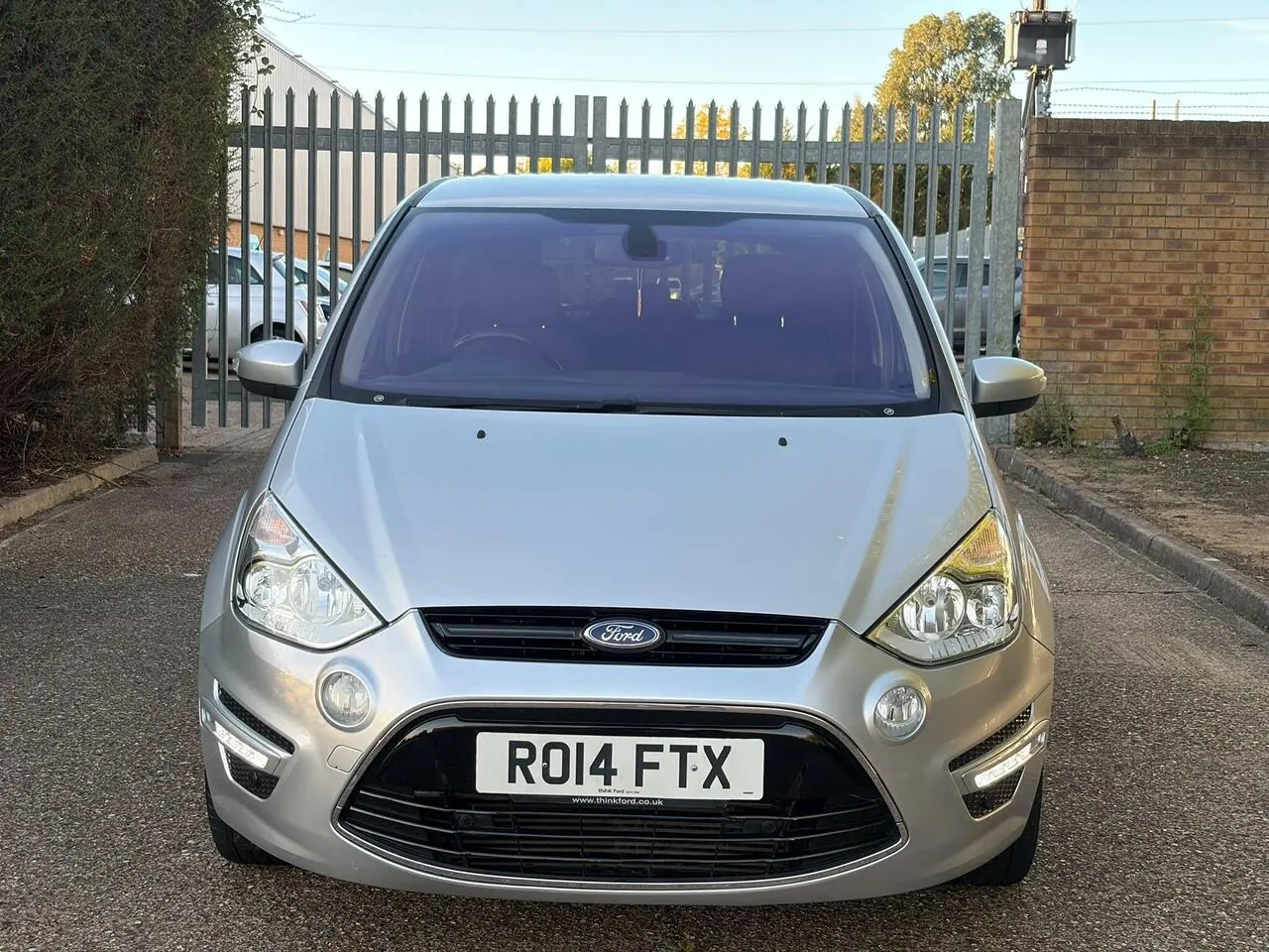 Ford S-Max 2014 photo 5