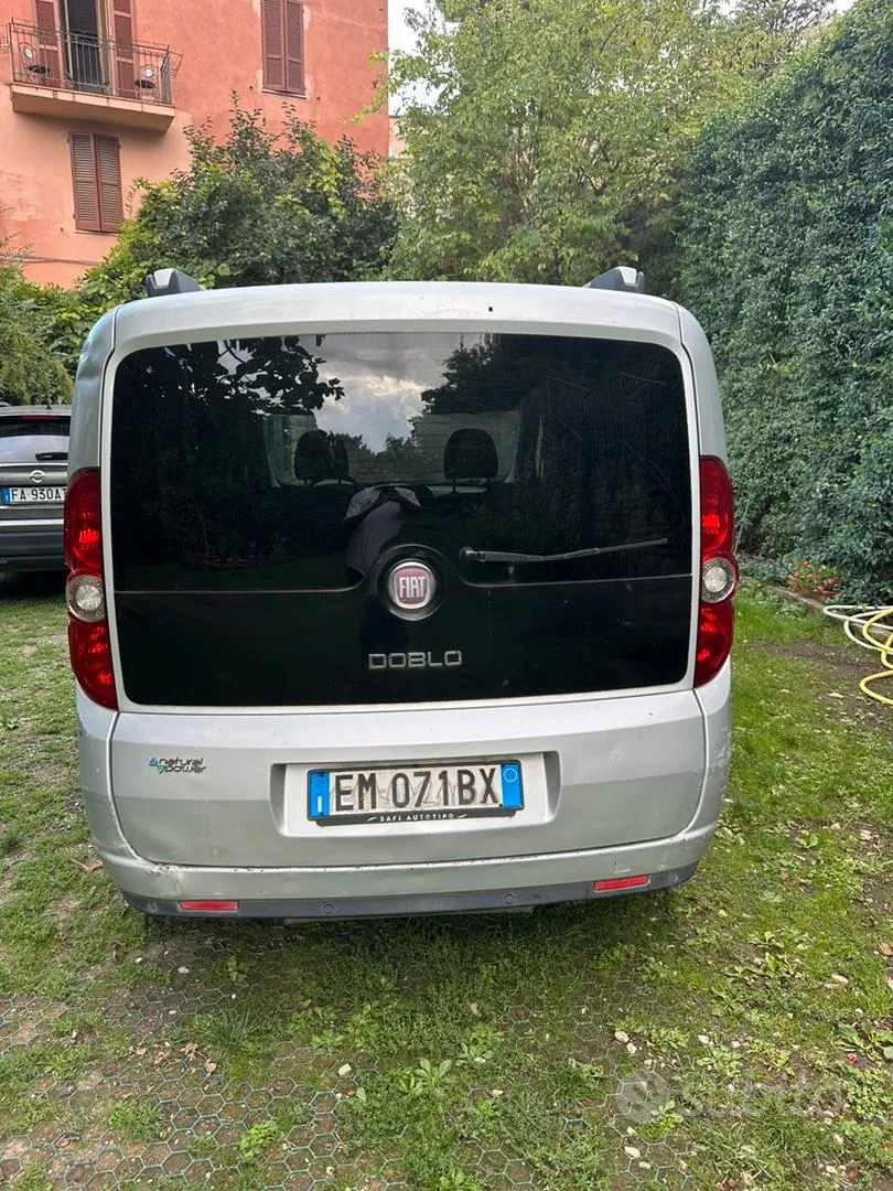 Fiat Doblo 2012 photo 3