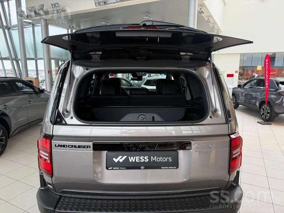 Toyota Land Cruiser 2026 photo 5