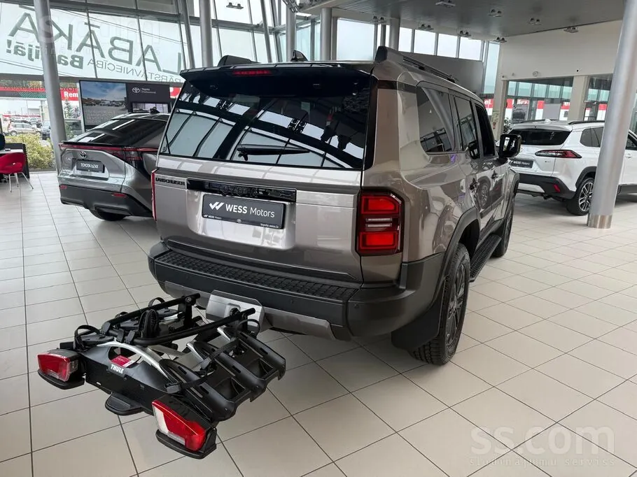 Toyota Land Cruiser 2026 photo 2