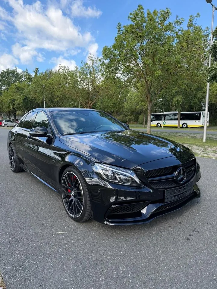 Mercedes-Benz C63S Amg