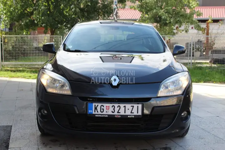 Renault Megane 2009 photo 2