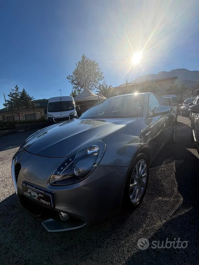 Alfa Romeo Giulietta 2016 photo 5
