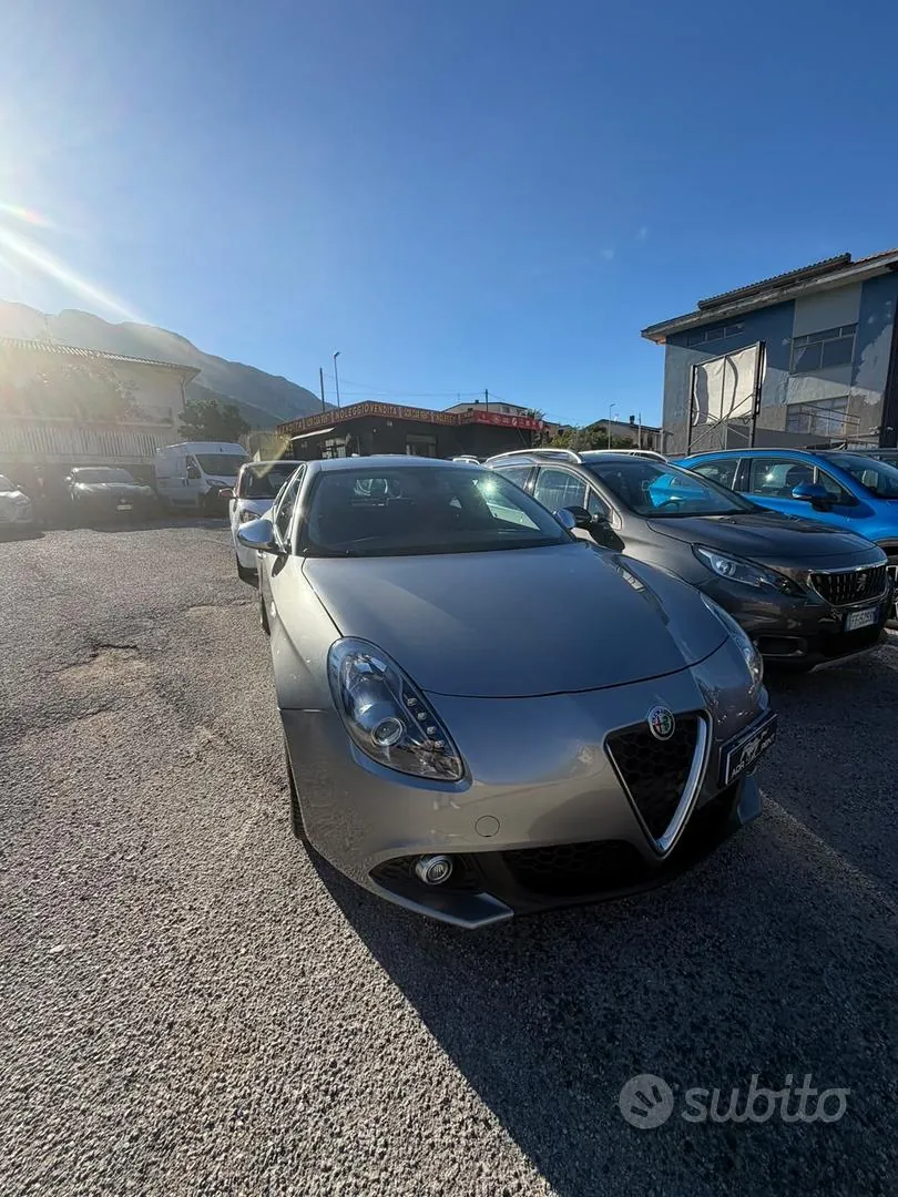 Alfa Romeo Giulietta 2016 photo 3