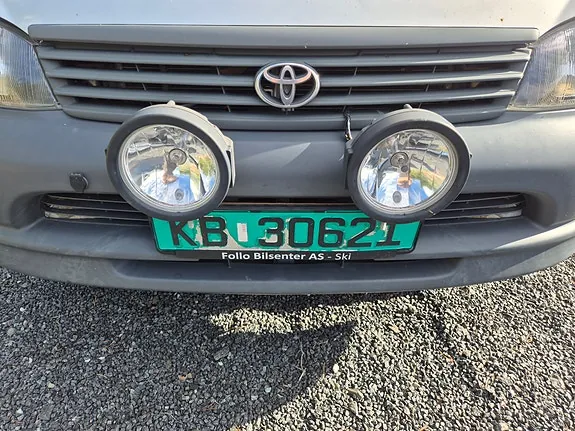 Toyota Hiace 2004 photo 5