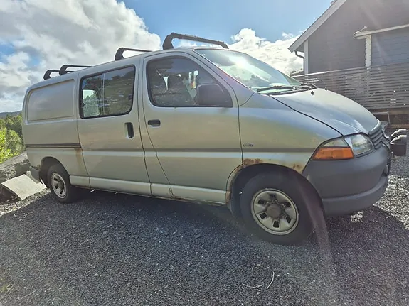 Toyota Hiace 2004 photo 4